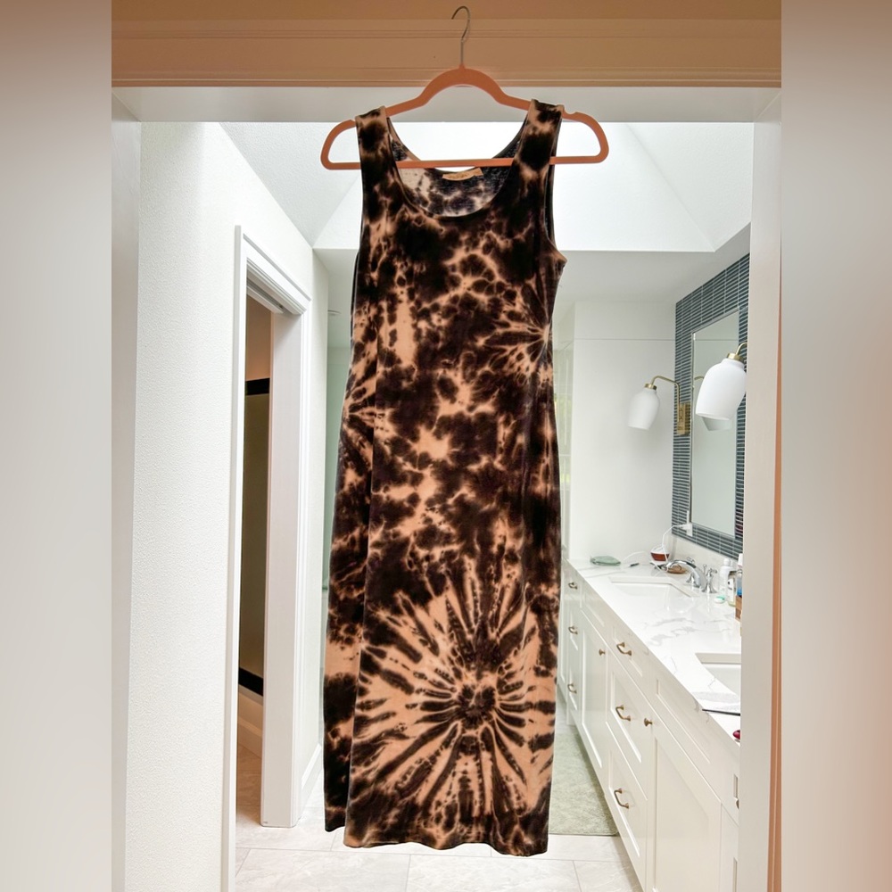 TD Style Navy tie dye dress - Medium